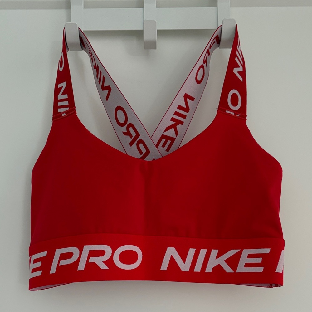 Nike Pro Women's Sports Bra
